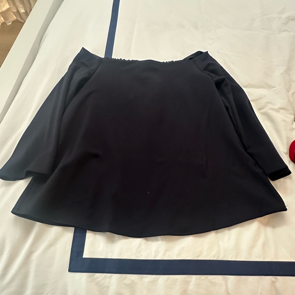 Tuckernuck off the shoulder Miranda top baby size small navy barely worn